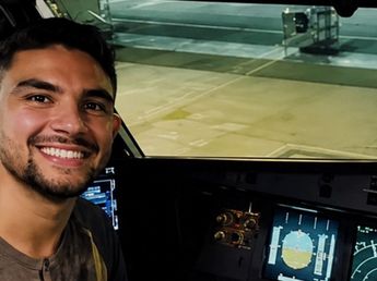 Festejaba su primer vuelo en solitario, participó de un ritual y murió tras sufrir una reacción alérgica