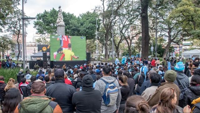 El ingreso a la Plaza Temática se habilitará a las 15 y la transmisión comenzará a las 16. El acceso será libre y gratuito para vecinos y turistas.