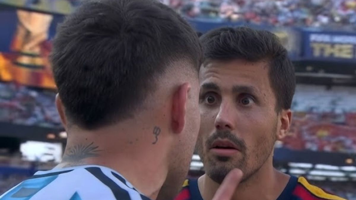 No se vio en TV: el tenso cruce entre Nicolás Otamendi y Rodri tras la final del Mundial que se volvió viral