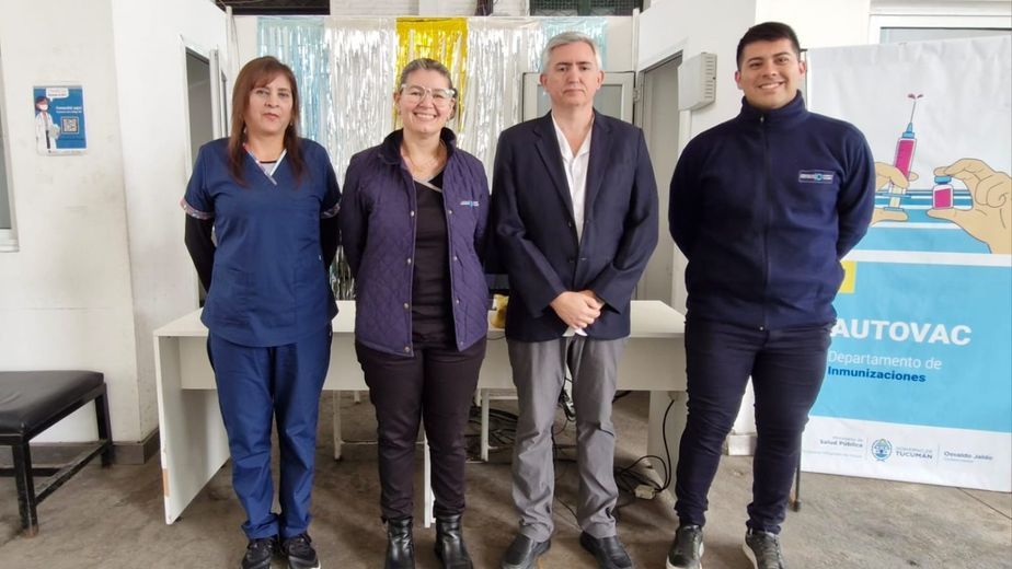 El vacunatorio atiende de 8 a 15 horas para quienes necesiten completar sus esquemas de inmunización.
