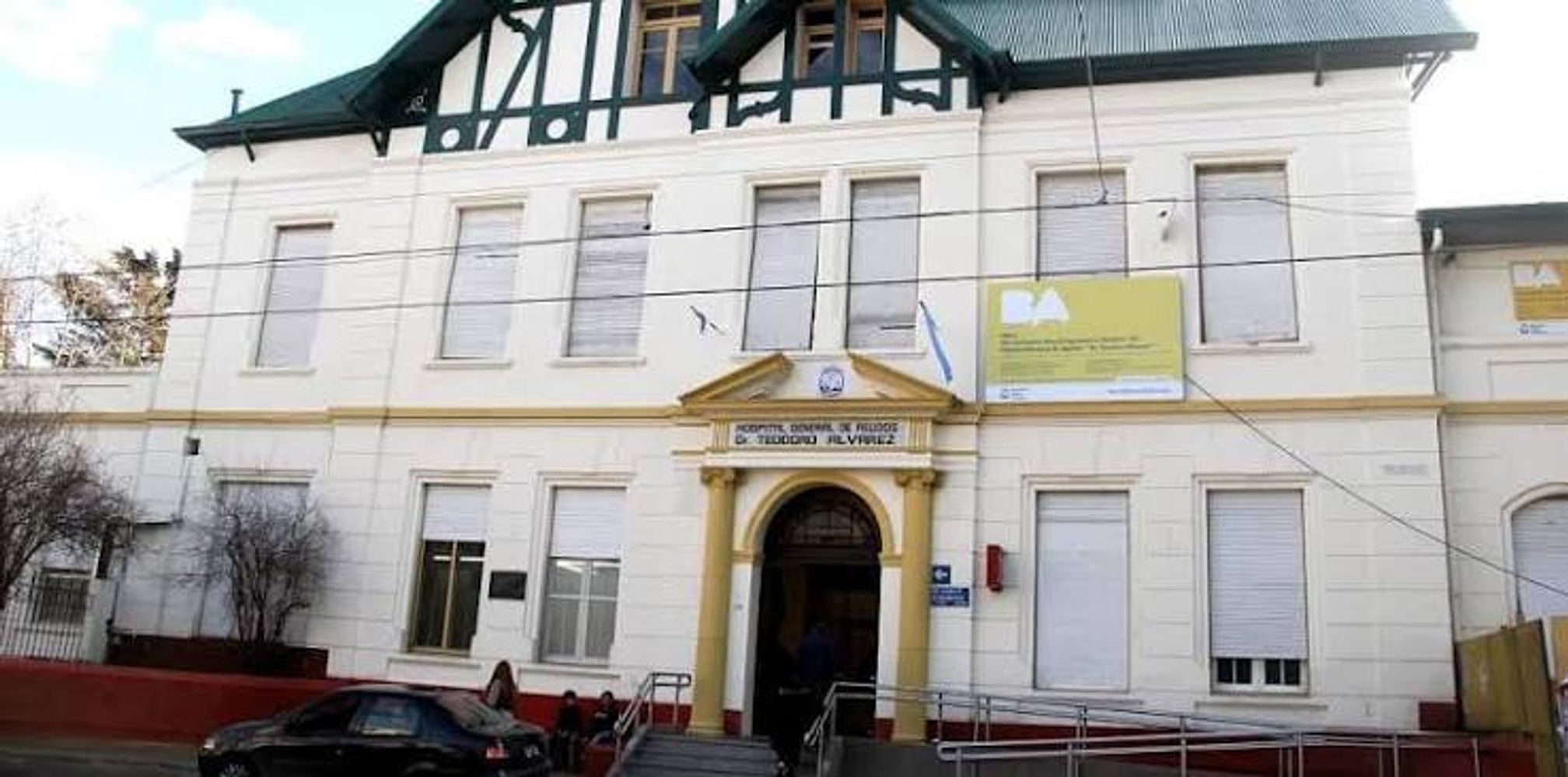 Un hombre de 72 años quedó internado en el Hospital Álvarez.