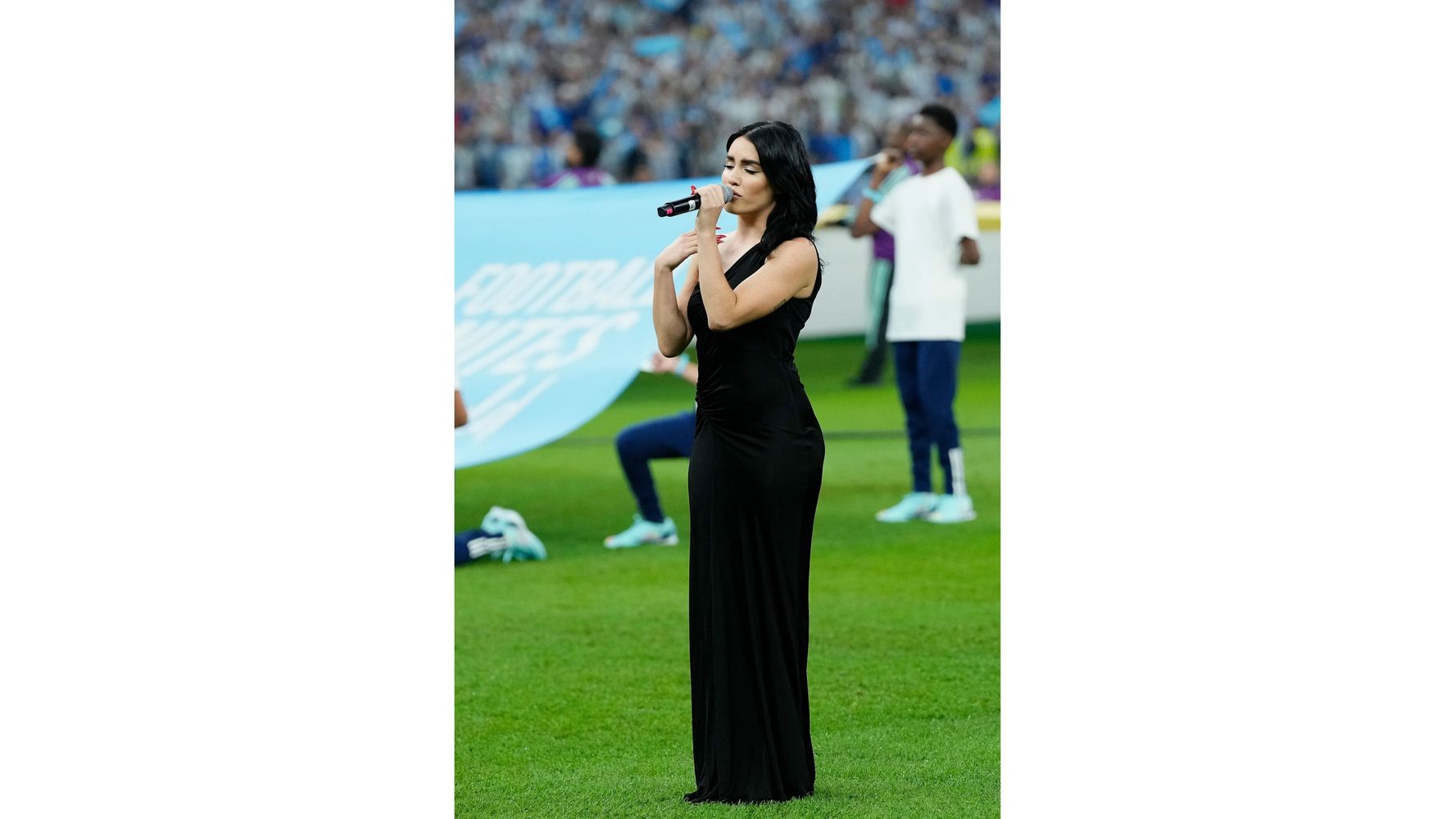 El look que uso Lali.