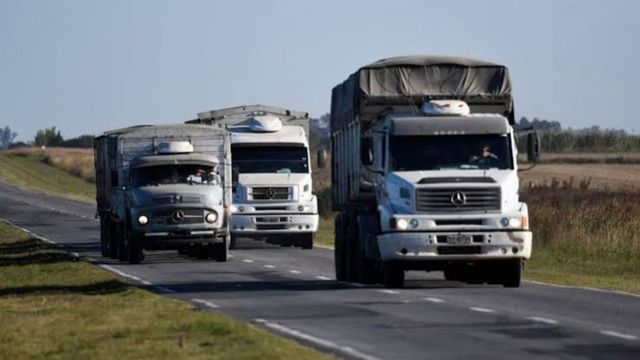 Los trabajadores de transporte recibirán un incremento del 1,5% en sus salarios para el octavo mes del año.