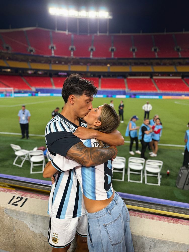 "Se me parte el corazón": el desgarrador mensaje de Muri López Benítez para Lisandro Martínez tras perder la final del Mundial 2026