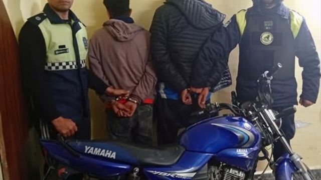 La víctima recuperó su teléfono celular gracias a la rápida intervención policial.
