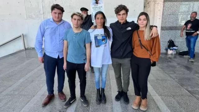 Los amigos de Blas junto a Soledad Laciar