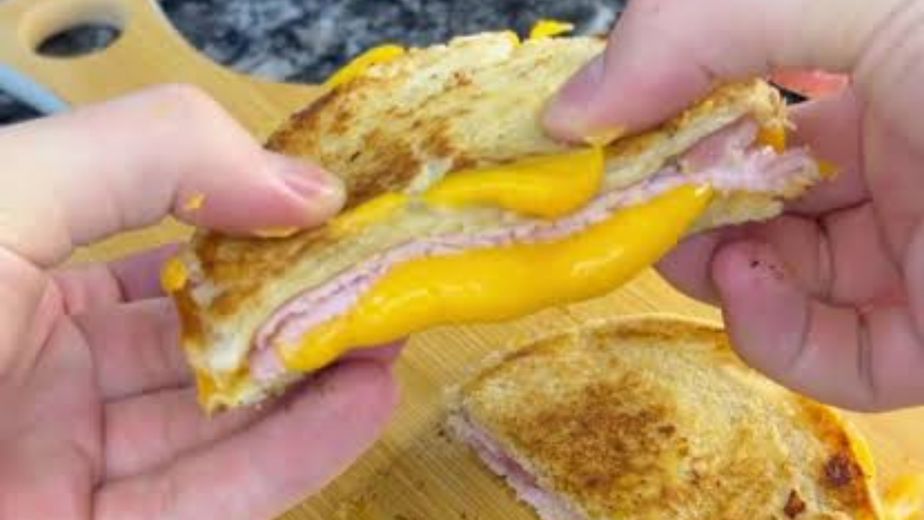 Cómo hacer el clásico tostado Mc Queso en casa: receta para recrear el icónico sándwich de McDonald’s