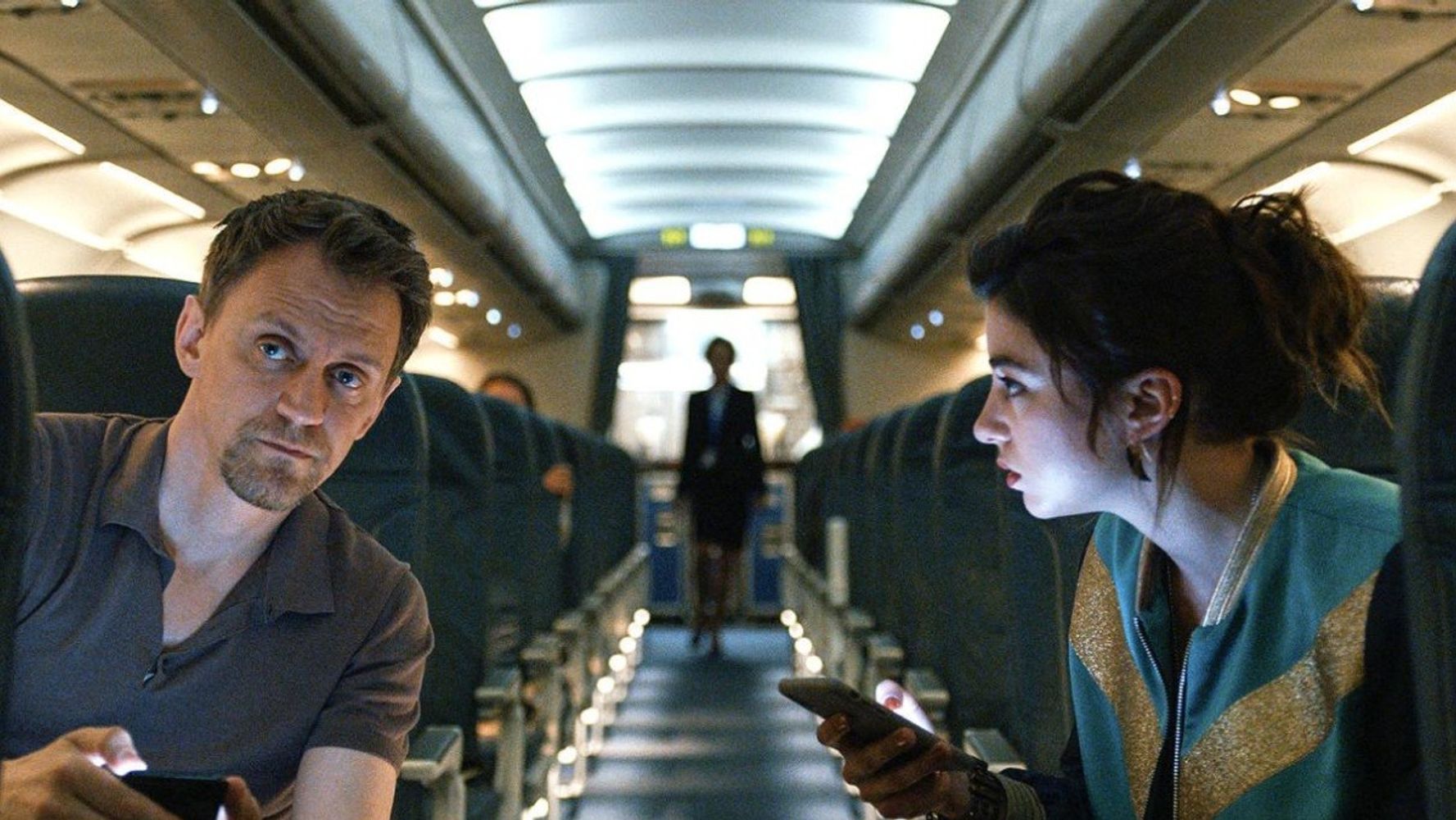 “El camino de la noche” mezcla ciencia ficción y suspenso en una historia de supervivencia.