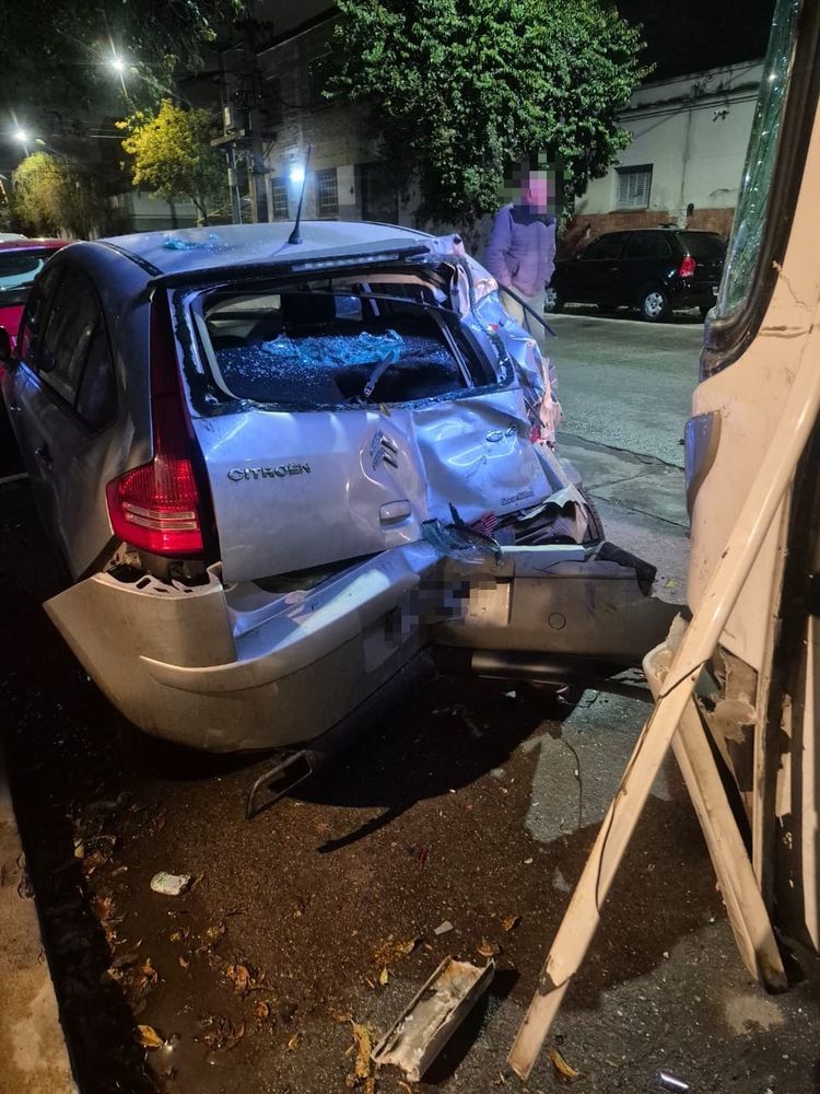 El auto Citroën C4 involucrado.