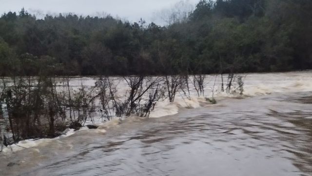 El Soberbio activó un operativo preventivo tras las intensas lluvias y alertó por el avance de El Niño.
