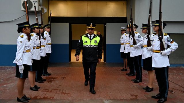 El subjefe Roque Yñigo encabezó la presentación junto a la Plana Mayor Policial.