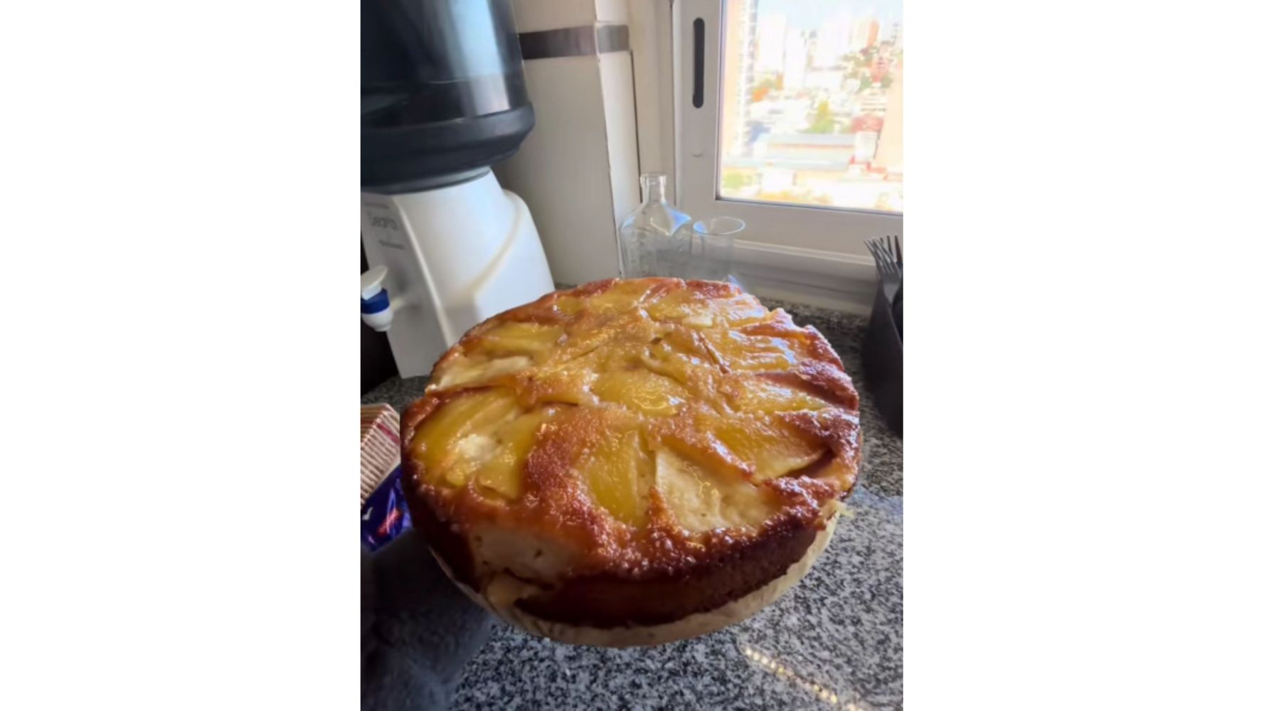 Tarta de manzana invertida muy fácil de hacer.