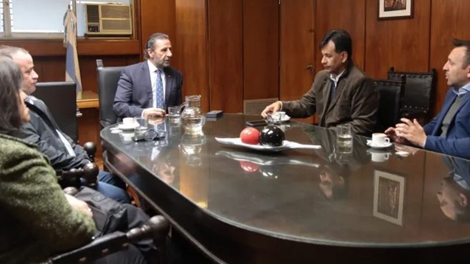 Juri recibió a las autoridades de la federación para coordinar una agenda de trabajo conjunta.