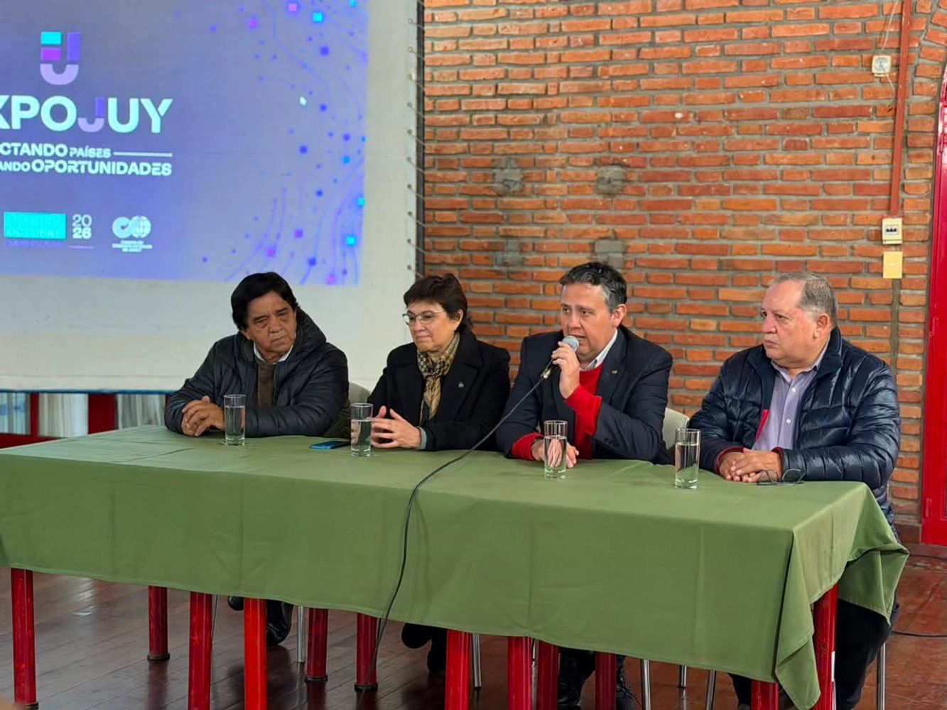 Empresarios y referentes de la producción de la zona de los Pericos destacaron la organización de la Expojuy 2026 y se mostraron muy interesados en participar en todas las actividades que se prevé para la muestra.