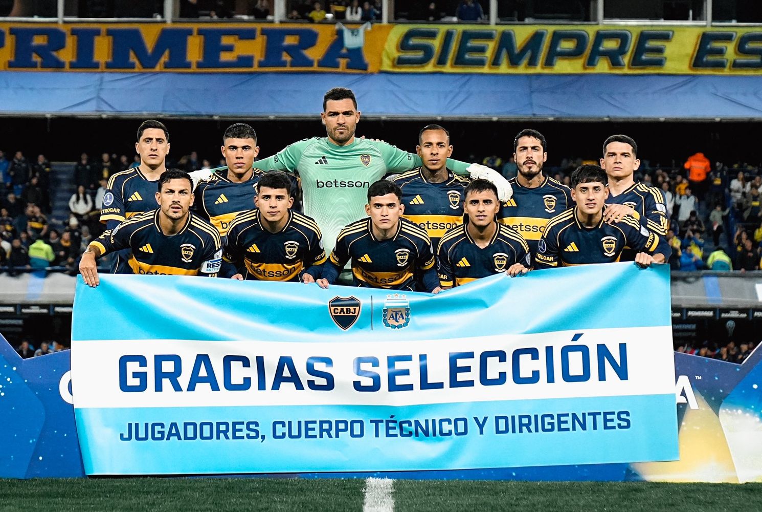 Boca con Paredes y Villa en La Bombonera