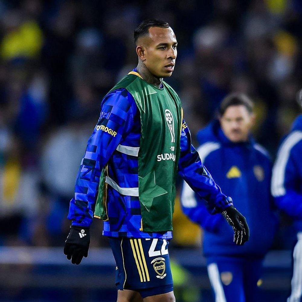 Sebastián Villa fue titular en Boca ante O'higgins de Chile