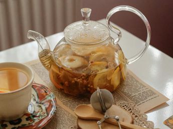 El remedio casero para la tos: cómo hacer una infusión descongestiva con solo 3 ingredientes de origen natural