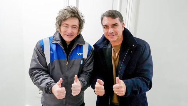 Javier Milei y Flávio Bolsonaro