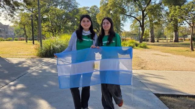Prevención en desastres naturales: estudiantes cordobesas crearon una App y son finalistas de un premio internacional.