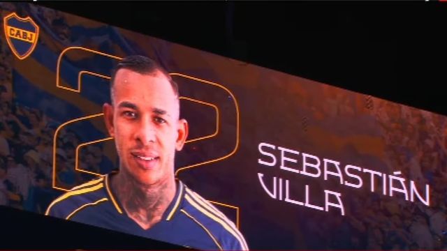 Sebastián Villa fue recibido con silbidos en su vuelta a La Bombonera como jugador de Boca