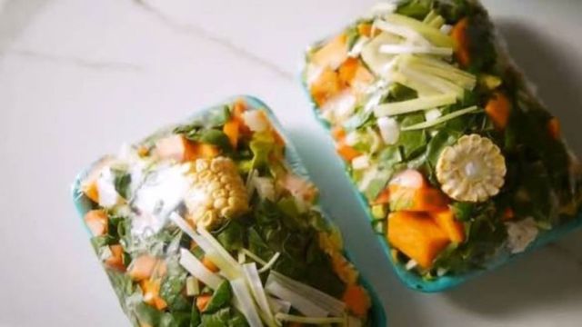 Cómo transformar la simple "bandejita de verduras" en una comida completa, según una nutricionista