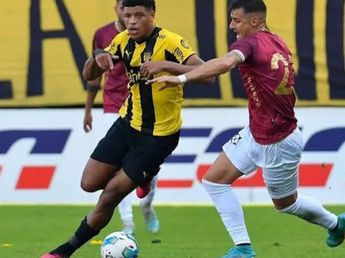 Conmoción en el fútbol sudamericano: murió un jugador uruguayo que fue noticia durante la Copa del Mundo