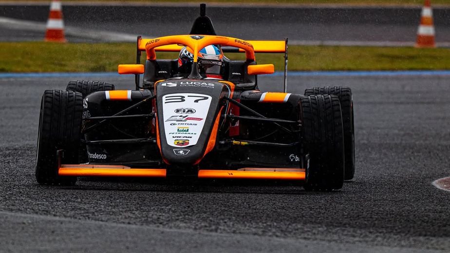 Fausto Arnaudo logró la pole position en la clasificación en Velocitta en Brasil