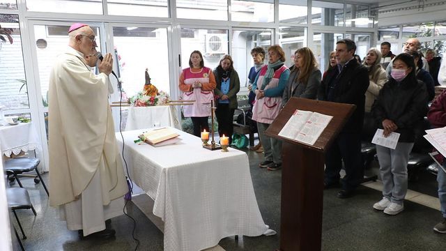 El ministro participó de la misa en honor a San Francisco Solano, presidida por monseñor Roberto Ferrari.