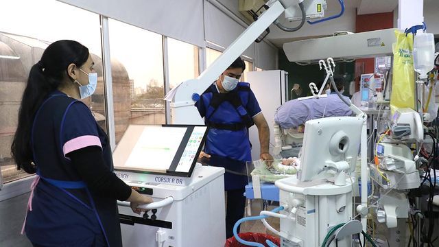 Un equipo multidisciplinario intervino horas después del nacimiento en la Maternidad.