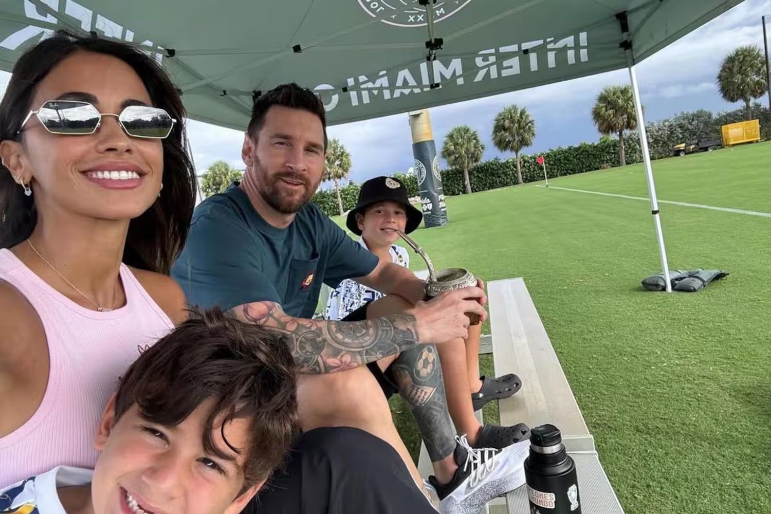 Lionel Messi, Antonela Roccuzzo y sus hijos
