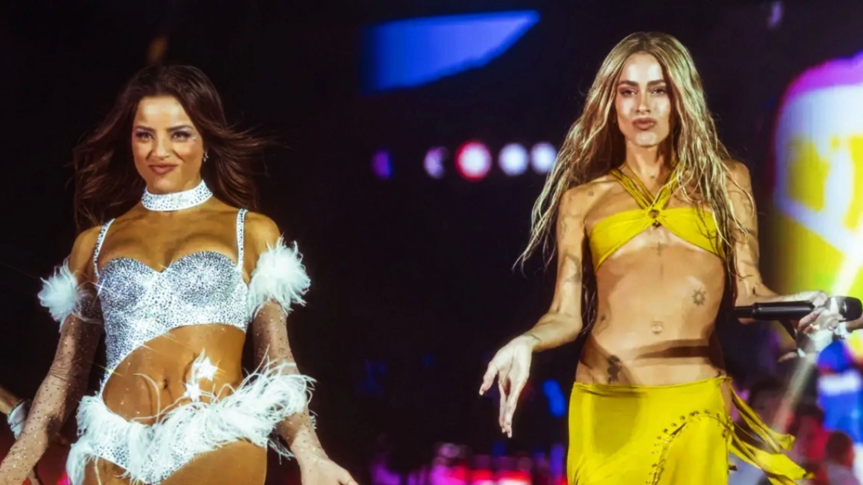 Tini estuvo en un show de Emilia en el estadio Vélez.