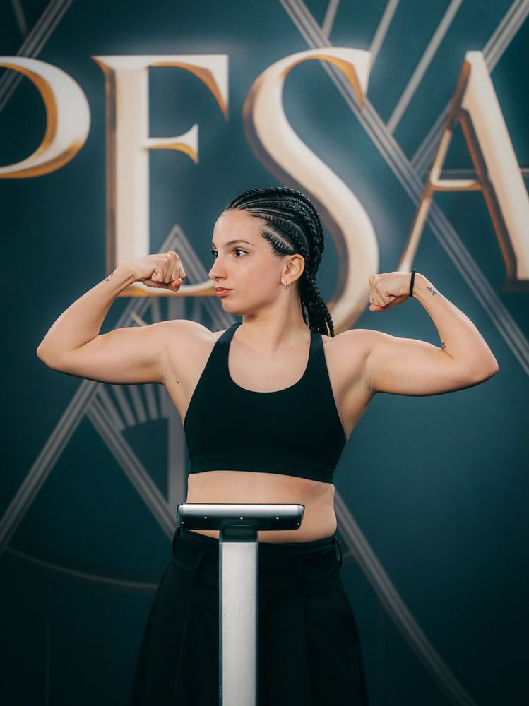Quién es Angie Velasco, la influencer rosarina que representa a la Argentina en La Velada del Año 6