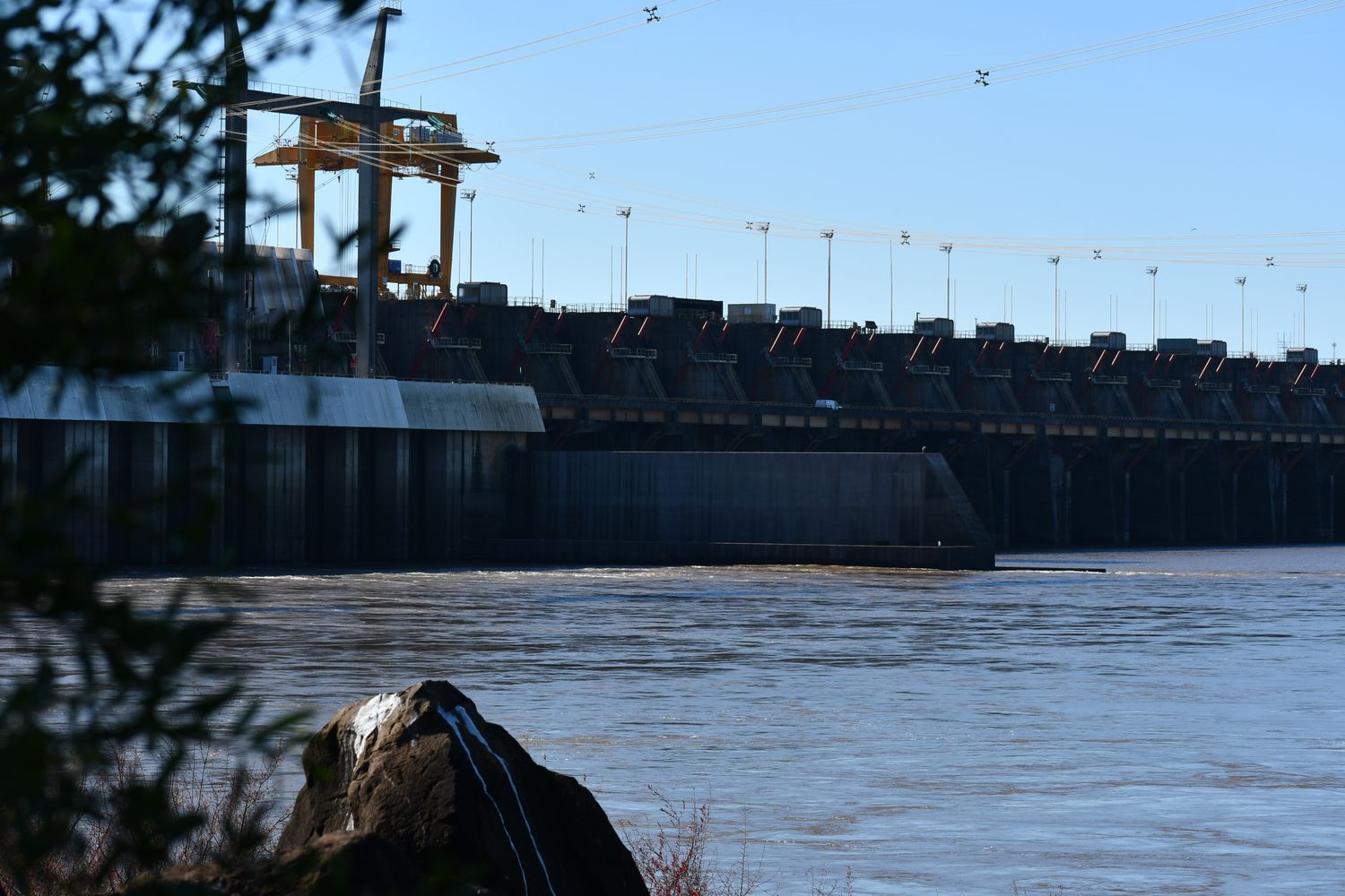 El río Uruguay seguirá creciendo por las lluvias y podría acercarse al nivel de alerta en Concordia.