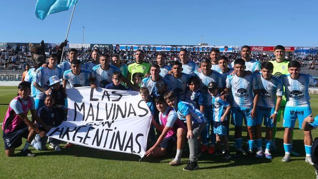 Sufrió, ganó y se hace fuerte en la cima de la tabla de posiciones: Gimnasia y Esgrima de Jujuy venció 2 a 1 a Güemes de Santiago del Estero en el “23 de Agosto” y sumó tres puntos de oro.