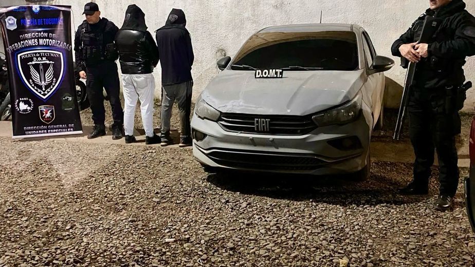 Sin placas y con pedido de secuestro