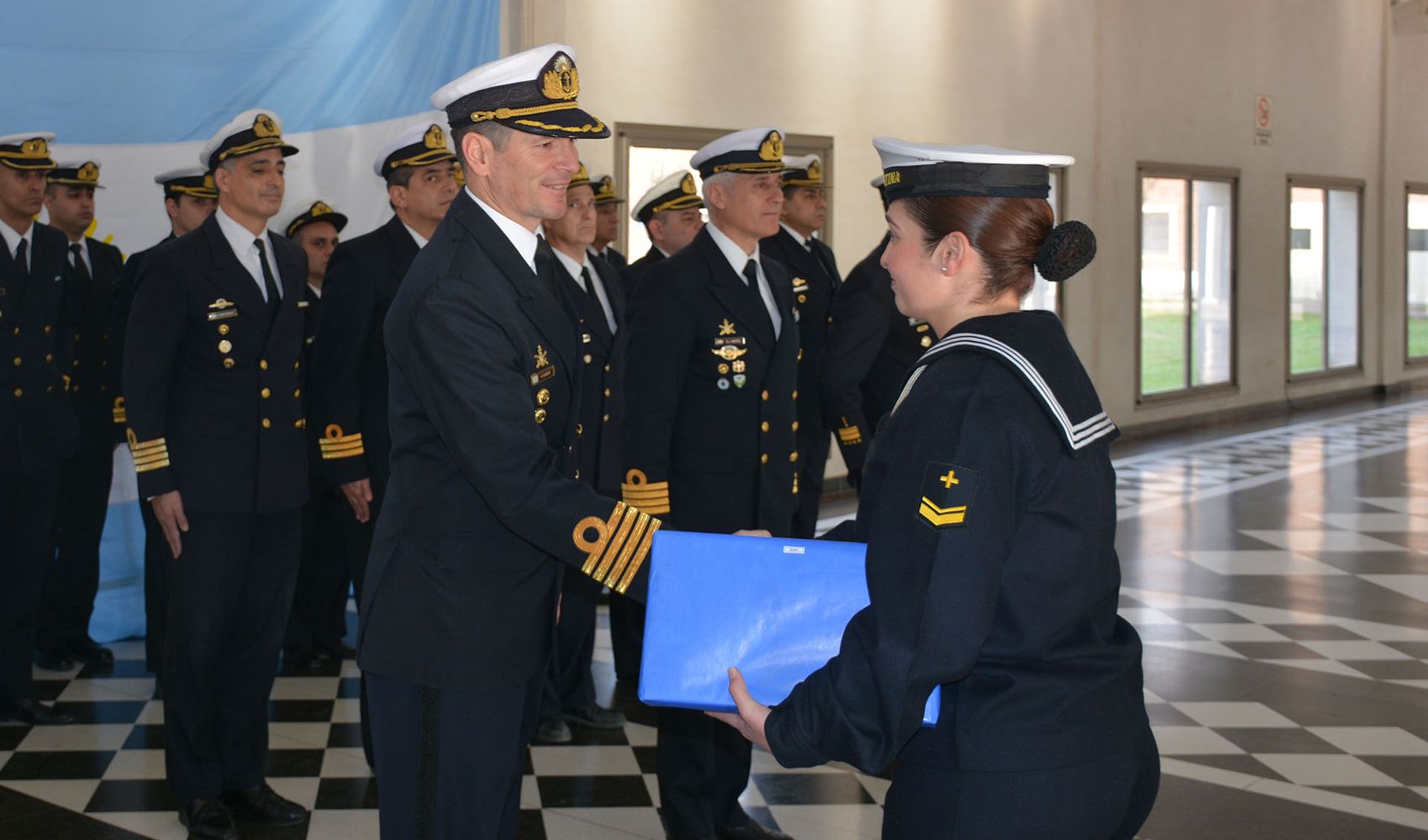Egresaron Cabos enfermeros de la Escuela de Suboficiales de la Armada.