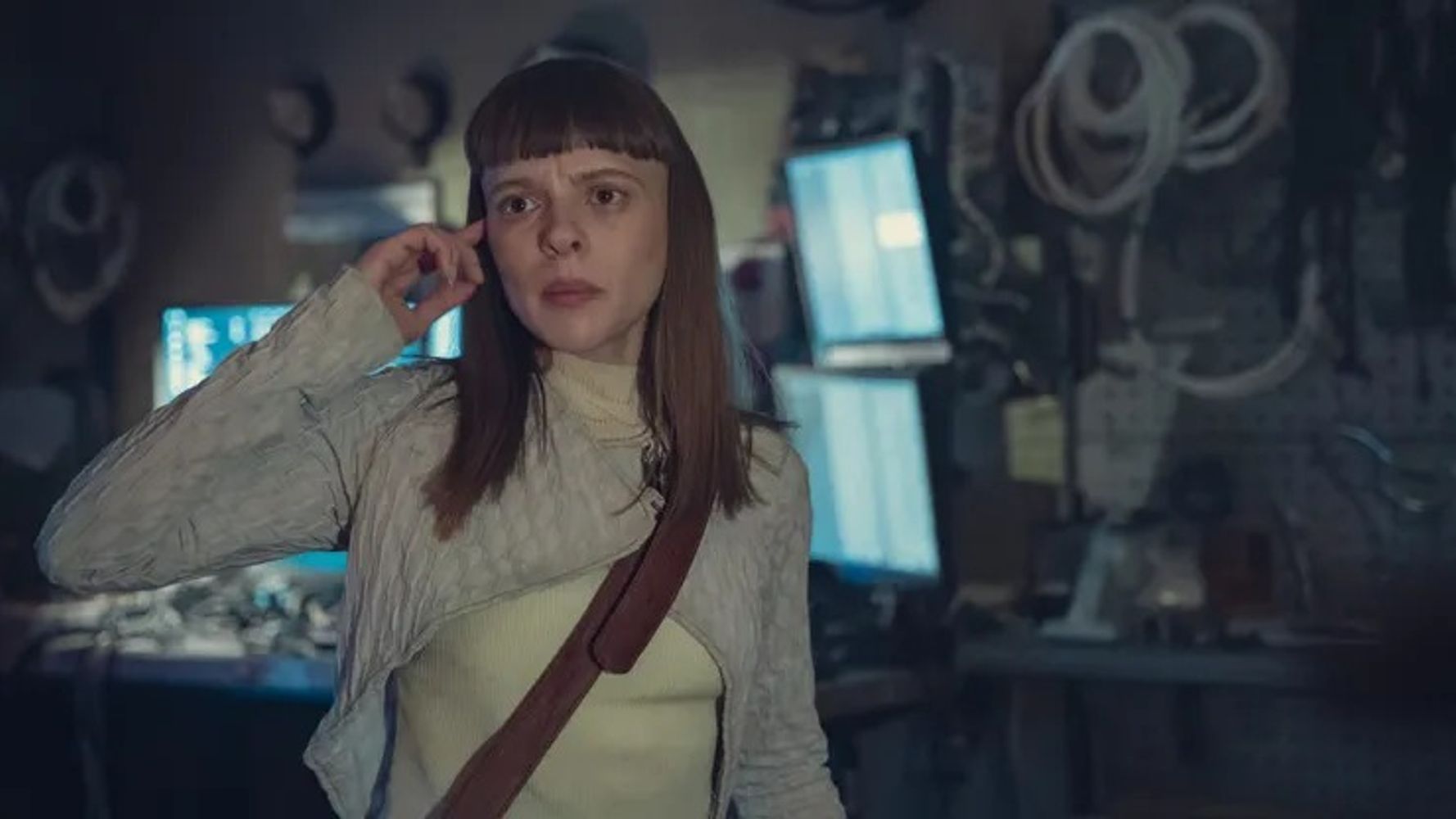 “Bodies” es la miniserie británica de Netflix que mezcla crimen y ciencia ficción.