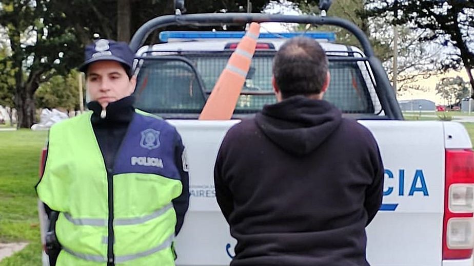 Detuvieron a un hombre acusado de matar a tiros al perro de un vecino en Copetonas