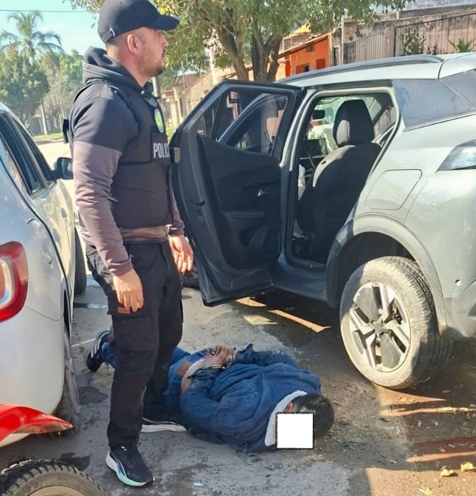 Los dos hombres habían intentado eludir un control policial en Manantial Sur.