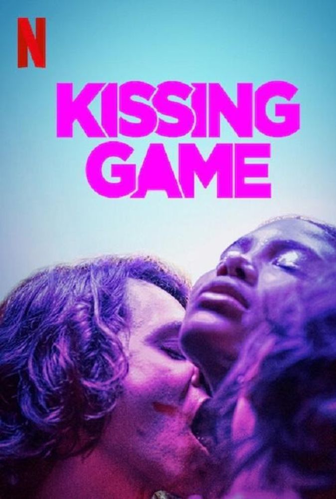 Esmir Filho creó una ficción con una mirada oscura sobre la adolescencia.