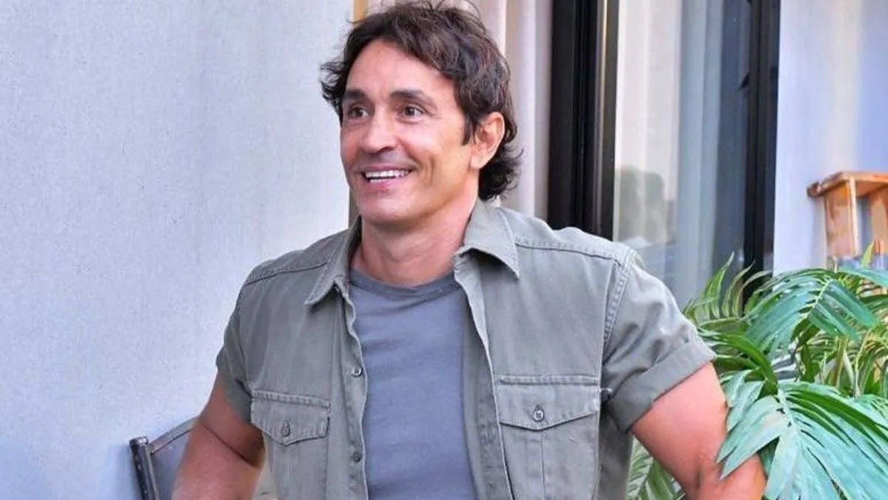 Sebastián estevanez hoy se encuentra lejos de la actuación.