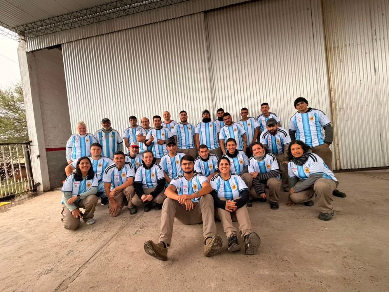 El entrerriano que le ganó en costos a China: la historia del empresario que produce 8.000 bombillas por día desde Gualeguay.