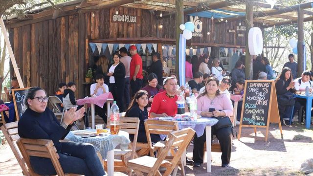 Emprendedores, artesanos y vecinos celebraron un hito comunitario.