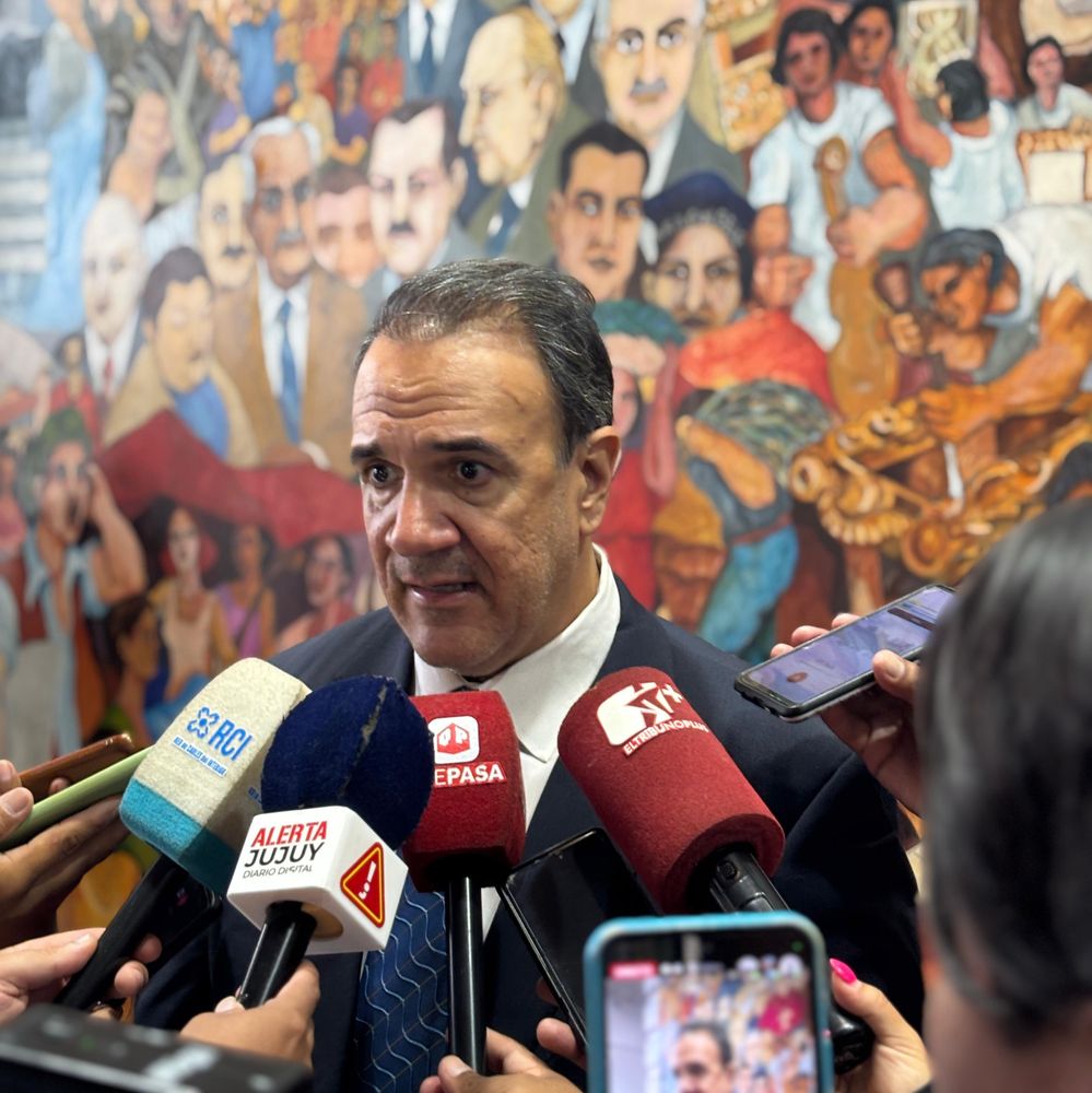 Gustavo Martínez rechazó el reciente incremento del precio del boleto e insistió con su proyecto para eliminar los aumentos automáticos cada 60 días.