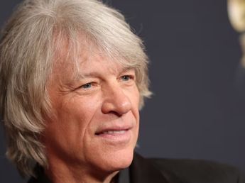 Preocupación por Jon Bon Jovi: debió abandonar el escenario en pleno concierto por un problema de salud