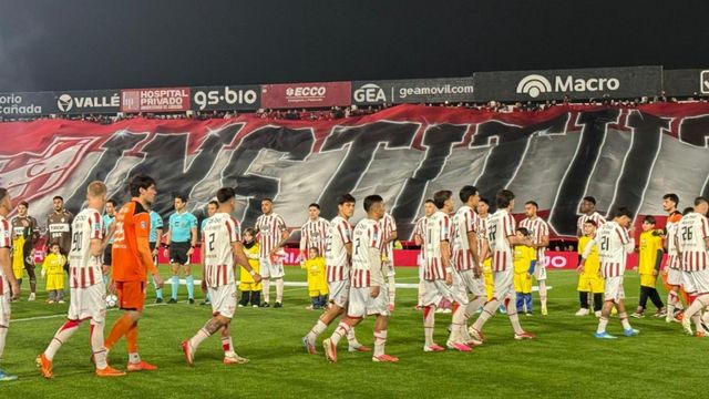 Instituto venció a Platense.