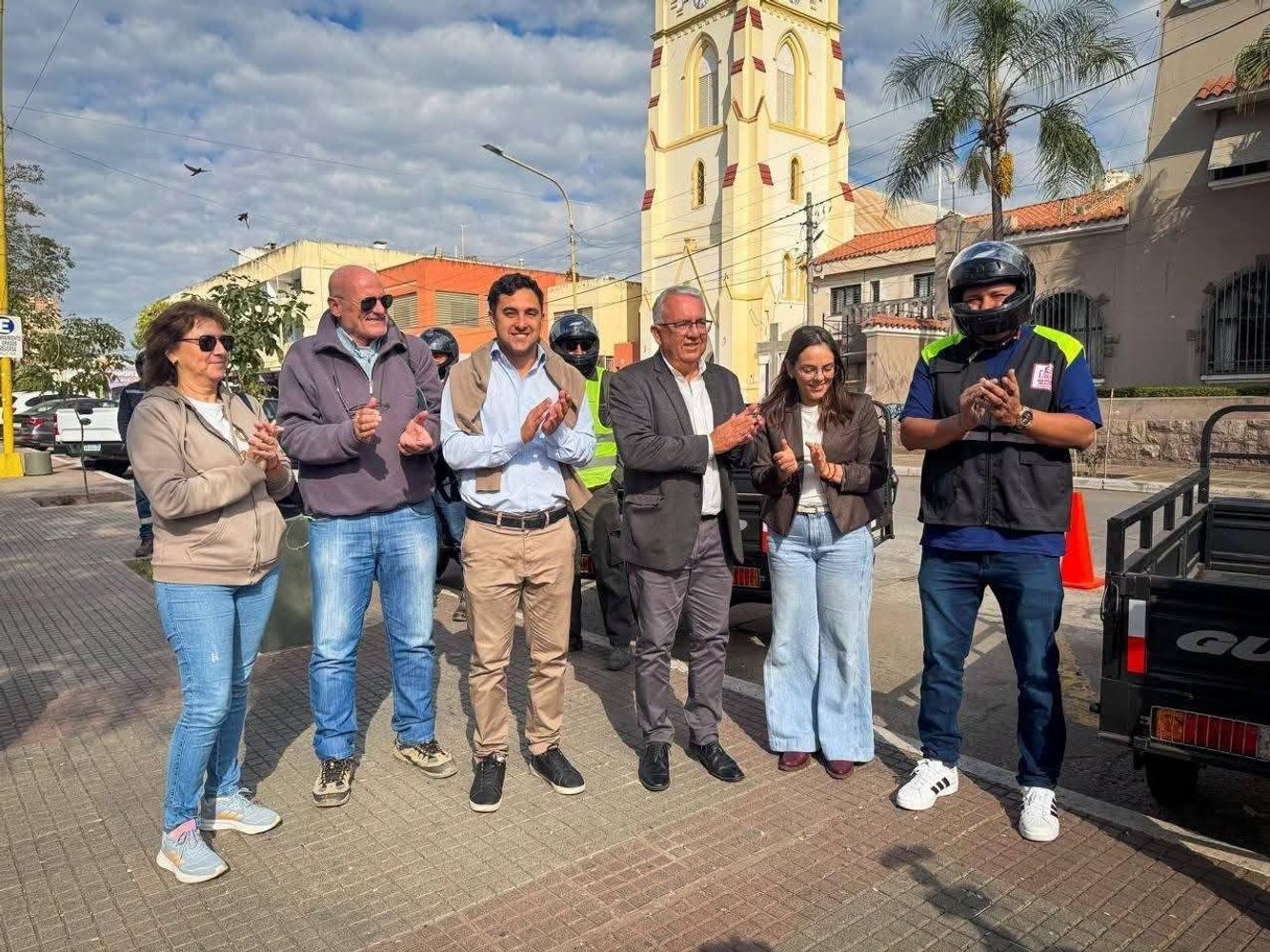 El intendente Julio Bravo dijo que los nuevos vehículos "representan una herramienta clave para mejorar el funcionamiento diario de la administración" del municipio.