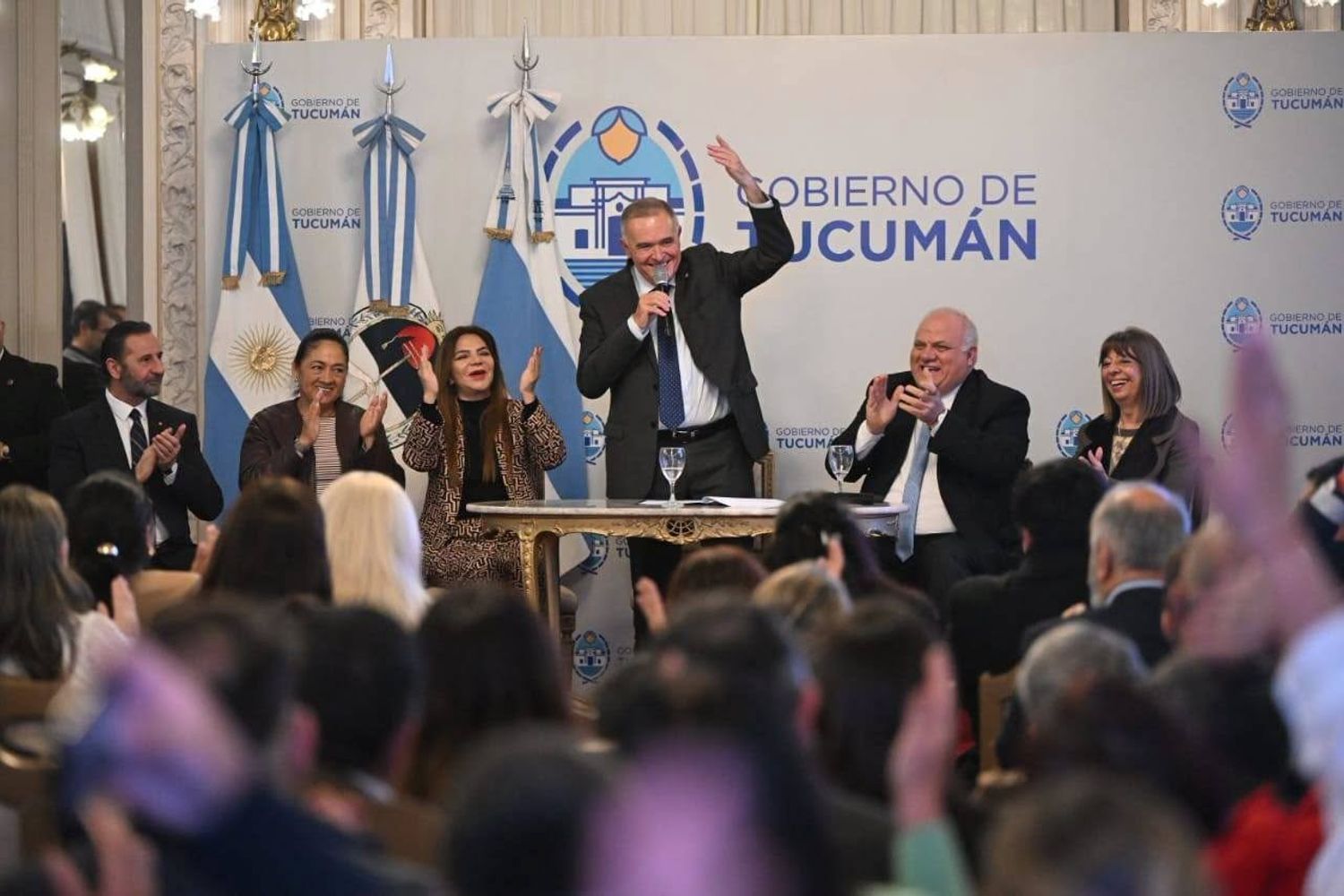 Jaldo indicó que la inversión provincial de $35 millones apunta a fortalecer la producción, el comercio y los servicios locales.