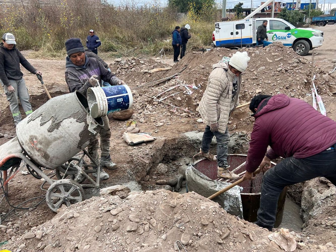 Desde el inicio de las tareas, el proyecto demandó 120 de trabajo para construir la red cloacal que transformará la sanidad y calidad de vida de decenas de familias en los barrios Nuevo Perico y Norte Argentino.