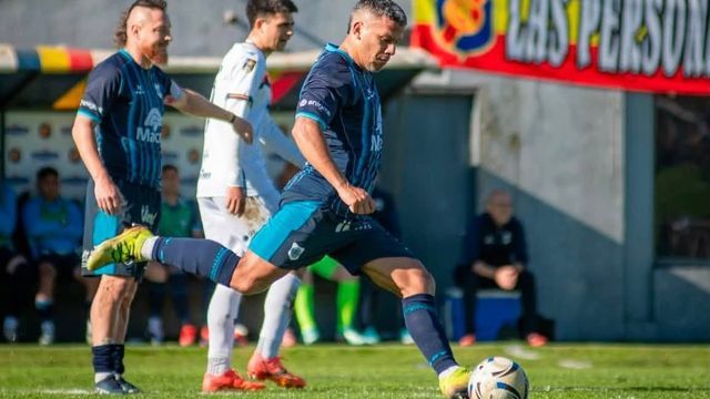 Gimnasia y Esgrima de Jujuy se mantiene como líder de la Zona B con 41 puntos pese a la derrota, pero deberá recuperarse rápidamente: el miércoles visita a Quilmes y el lunes 10 de agosto recibe a Tristán Suárez en el estadio "23 de Agosto".